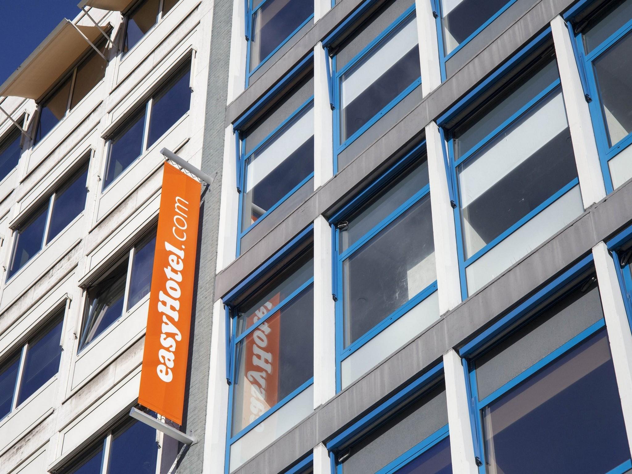 Easyhotel Rotterdam City Centre Exterior foto